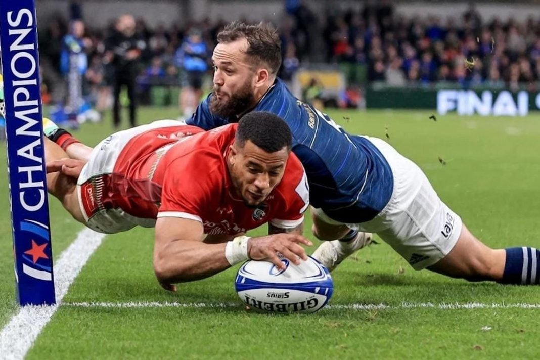 Leicester scoring a try against Leinster