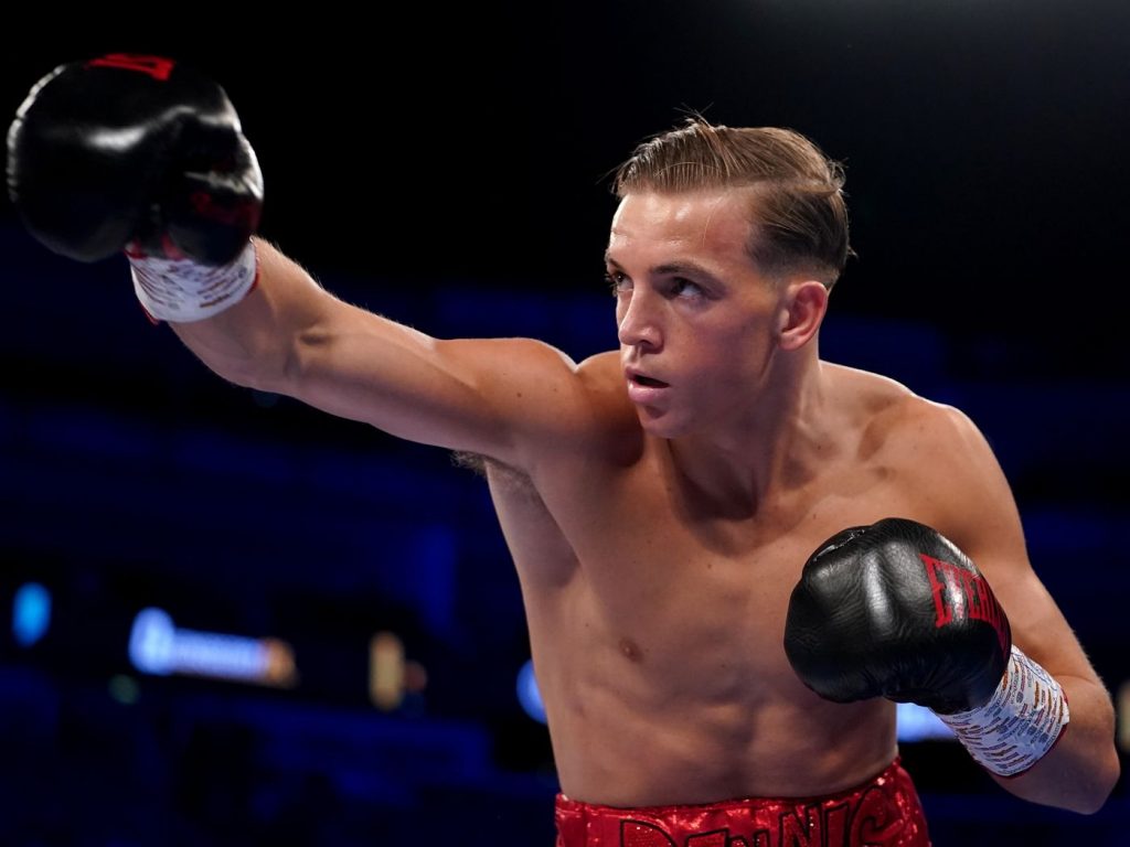 Denis McCann lining up a punch in the ring