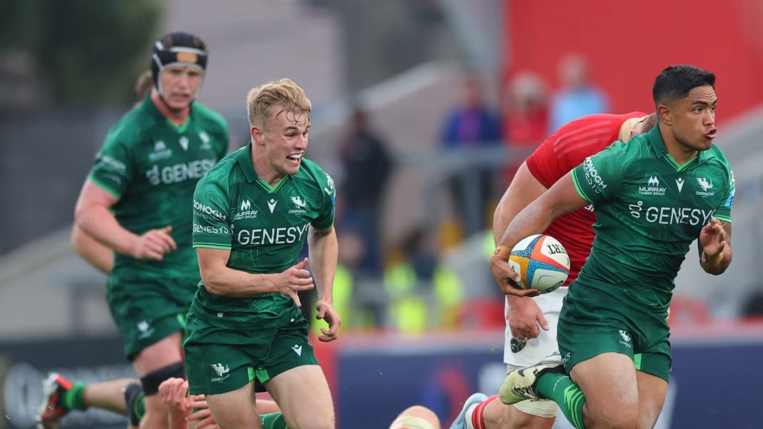 Connacht Rugby players running through the Munster defence